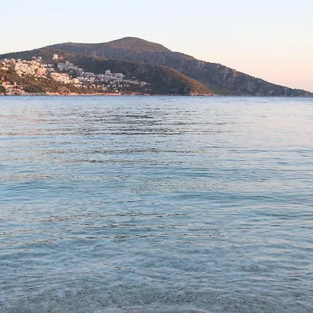 Ξενοδοχείο με διαμερίσματα Atherina